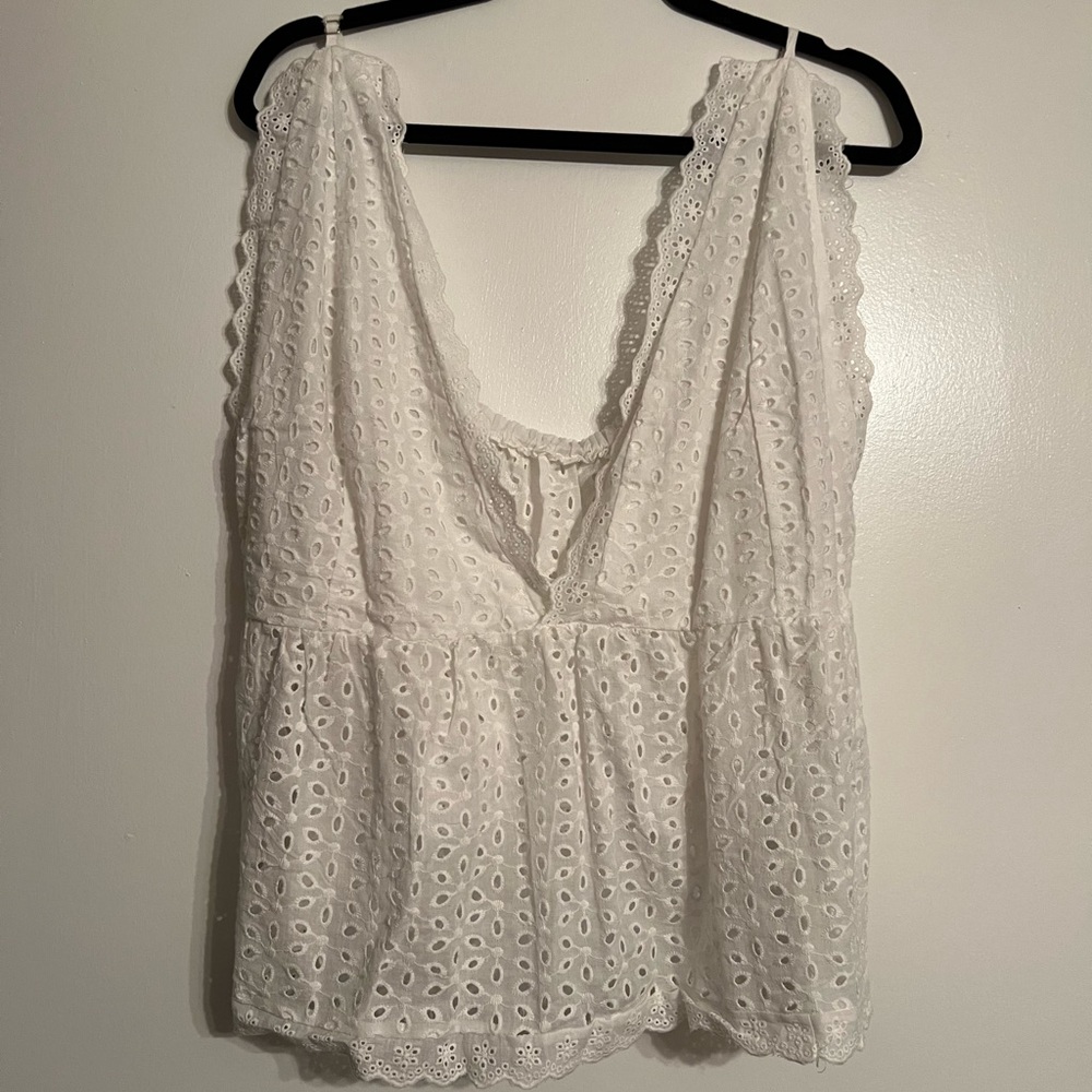 SHEIN Embroidery Deep V Neck Backless Top